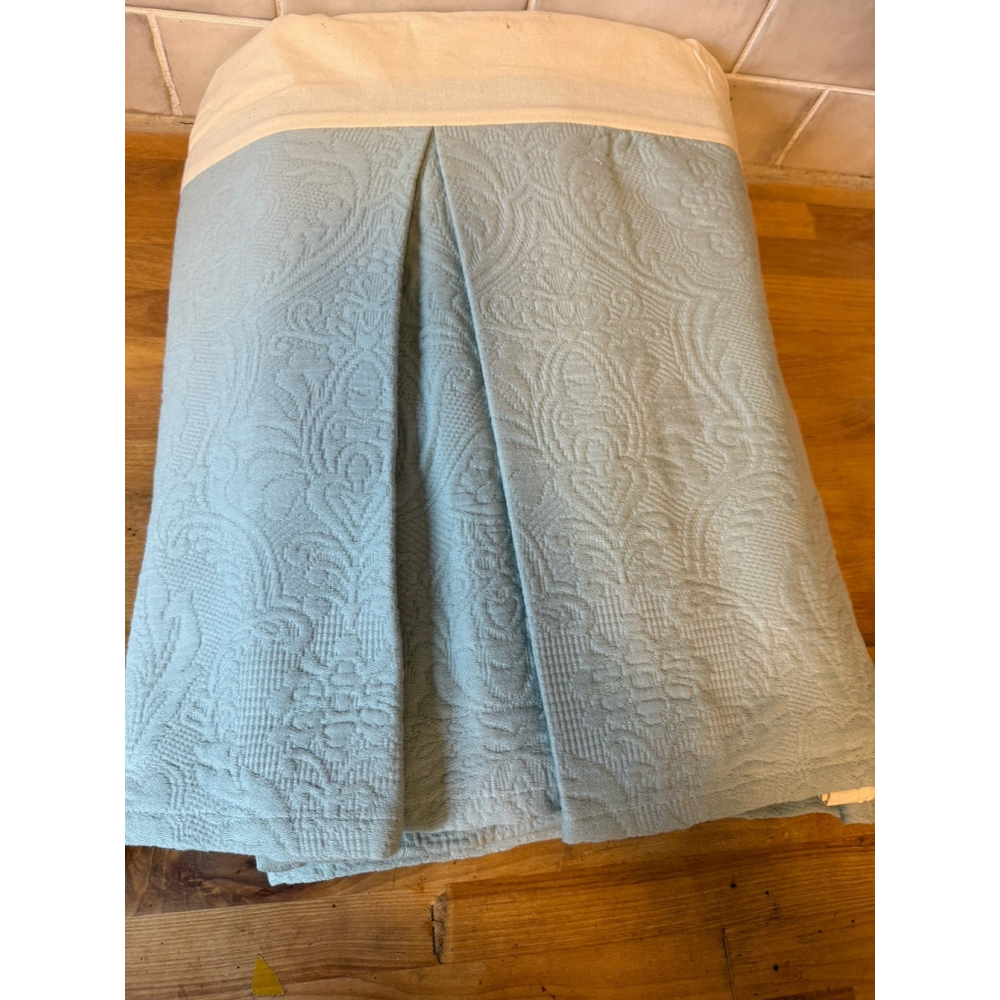 LinenSource‎ Milano Matelasse Bedskirt King Size Aqua Marine 78 X 80 X 15” New